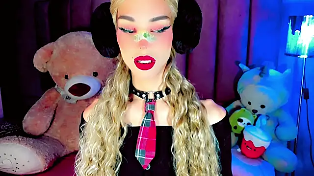 dollswit01 online show from January 17, 3:39 pm