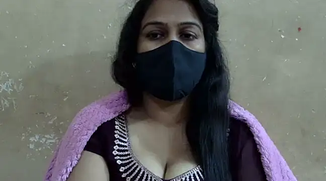 Snapshot of CUET-INDIA chatting on January 13, 10:47 am CUET-INDIA online show from January 13, 10:47 am