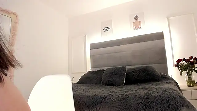 Snapshot of Eliz_jane chatting on February 20, 12:57 pm Eliz jane online show from February 20, 12:57 pm