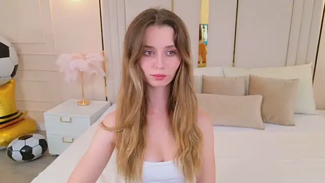 Snapshot of MarybethSnow chatting on July 3, 5:08 pm MarybethSnow online show from July 3, 5:08 pm