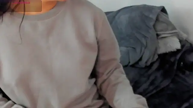 lorymoon online show from December 9, 10:09 pm