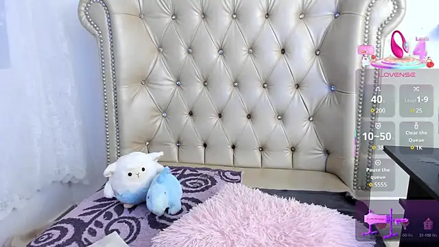 Snapshot of AlexaFoxy18 chatting on March 5, 4:56 am AlexaFoxy18 online show from March 5, 4:56 am