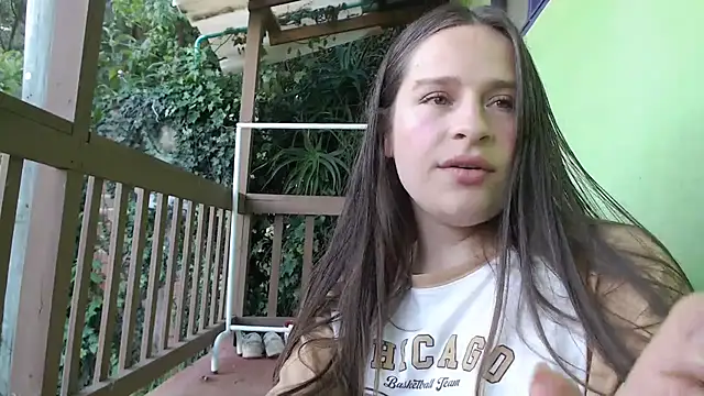 Snapshot of Serenity chatting on October 2, 9:22 pm Serenity online show from October 2, 9:22 pm