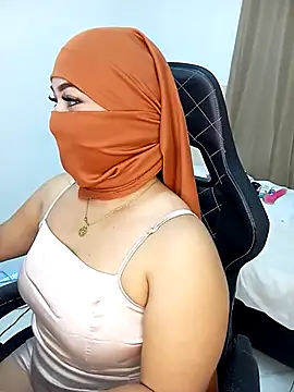 Snapshot of Kendra_Kait chatting on March 2, 1:05 pm Kendra Kait online show from March 2, 1:05 pm