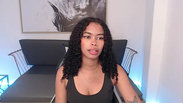 Shenna brunette  online show from December 21, 4:36 pm