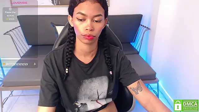 Shenna brunette  online show from January 29, 4:08 pm