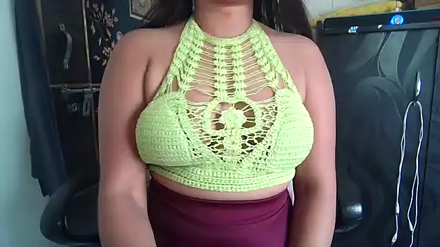 sexy-honey09 online show from March 10, 7:24 am