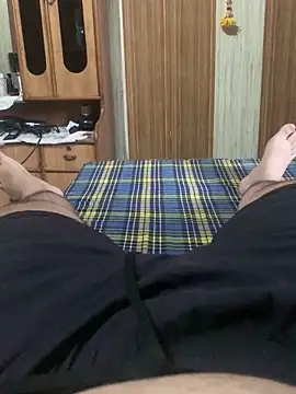 indianboie699 online show from June 9, 11:00 am