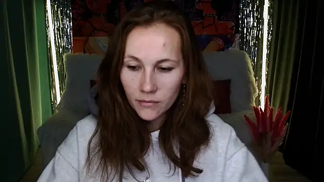 MichelleOrtis online show from February 6, 7:40 pm