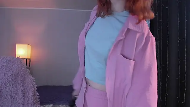 ReddHotPipper online show from January 14, 3:23 am