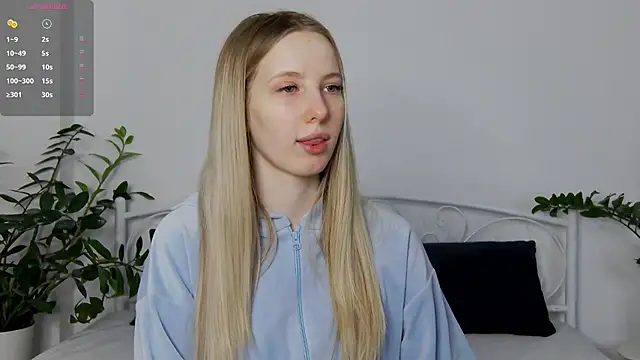 Snapshot of KarnetJ chatting on January 17, 3:06 pm KarnetJ online show from January 17, 3:06 pm