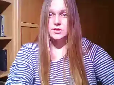 Snapshot of Evasapples chatting on January 9, 10:09 pm Evasapples online show from January 9, 10:09 pm