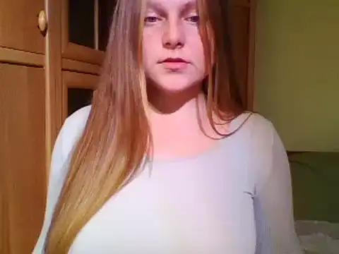 Snapshot of Evasapples chatting on January 26, 1:15 pm Evasapples online show from January 26, 1:15 pm