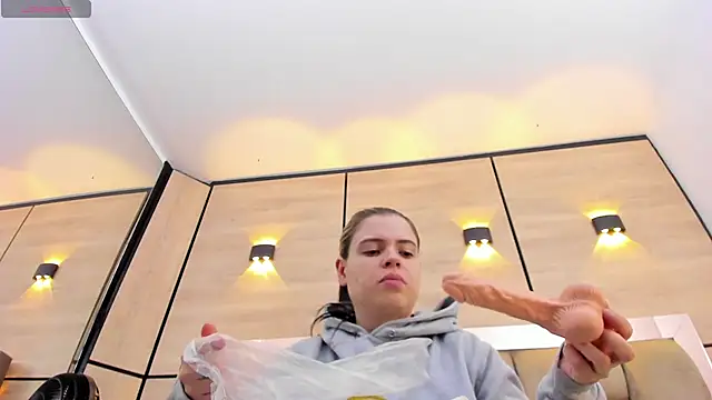 dorothy vegga online show from January 6, 3:21 am