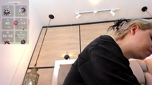 dorothy vegga online show from April 18, 4:27 am