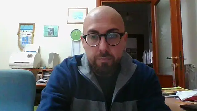 Snapshot of darione_90 chatting on February 12, 10:54 am darione 90 online show from February 12, 10:54 am