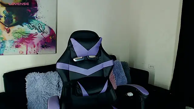 Realbadbxtch online show from December 28, 1:08 am