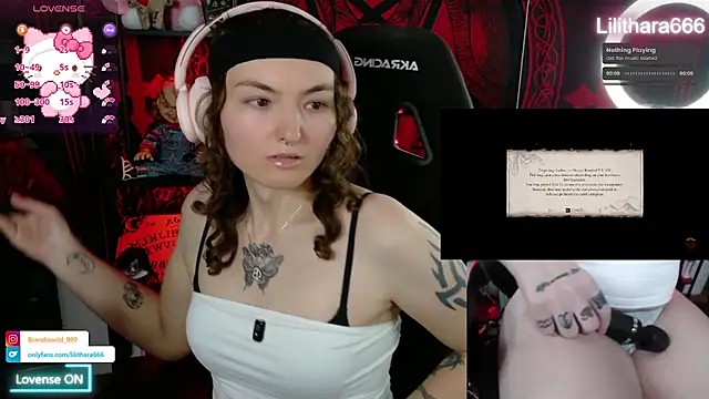 BrandiWRLD 999 online show from December 18, 8:15 pm