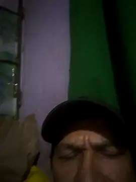 ardiente47 online show from September 21, 3:30 am