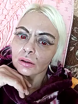 Snapshot of Gardener_of_Illusions chatting on February 20, 1:40 pm Gardener of Illusions online show from February 20, 1:40 pm