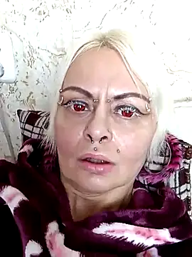 Snapshot of Gardener_of_Illusions chatting on February 20, 10:48 pm Gardener of Illusions online show from February 20, 10:48 pm