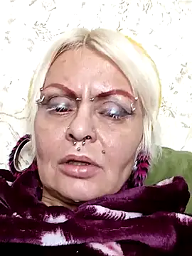 Snapshot of Gardener_of_Illusions chatting on March 1, 8:13 am Gardener of Illusions online show from March 1, 8:13 am