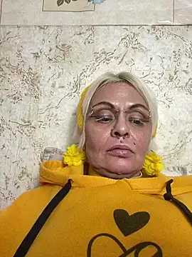 Snapshot of Gardener_of_Illusions chatting on March 2, 3:59 pm Gardener of Illusions online show from March 2, 3:59 pm