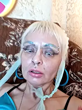 Snapshot of Gardener_of_Illusions chatting on March 15, 9:41 am Gardener of Illusions online show from March 15, 9:41 am