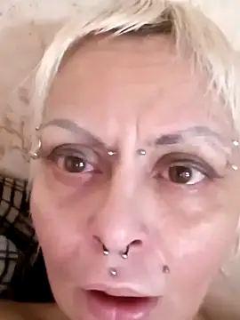 Snapshot of Gardener_of_Illusions chatting on March 17, 7:24 am Gardener of Illusions online show from March 17, 7:24 am