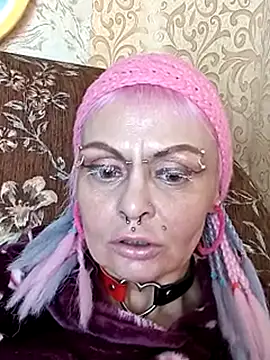 Snapshot of Gardener_of_Illusions chatting on March 21, 12:17 pm Gardener of Illusions online show from March 21, 12:17 pm