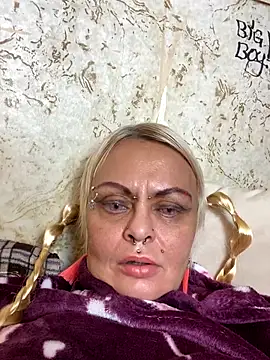 Snapshot of Gardener_of_Illusions chatting on September 21, 7:21 am Gardener of Illusions online show from September 21, 7:21 am