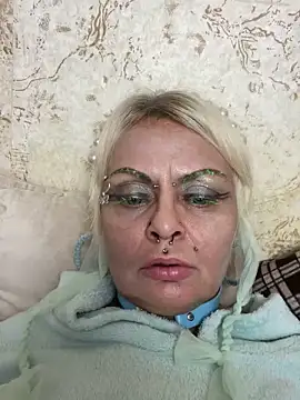 Snapshot of Gardener_of_Illusions chatting on September 27, 12:04 am Gardener of Illusions online show from September 27, 12:04 am