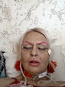 Snapshot of Gardener_of_Illusions chatting on November 21, 11:53 am Gardener of Illusions online show from November 21, 11:53 am