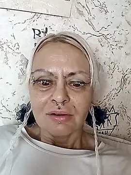 Snapshot of Gardener_of_Illusions chatting on November 23, 7:41 am Gardener of Illusions online show from November 23, 7:41 am