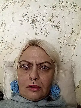 Snapshot of Gardener_of_Illusions chatting on November 30, 10:52 am Gardener of Illusions online show from November 30, 10:52 am