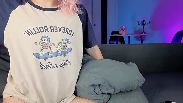 Snapshot of Gregory_Byyrd chatting on February 11, 8:47 pm Gregory Byyrd online show from February 11, 8:47 pm