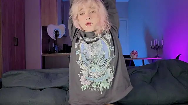 Snapshot of Gregory_Byyrd chatting on February 25, 8:40 pm Gregory Byyrd online show from February 25, 8:40 pm