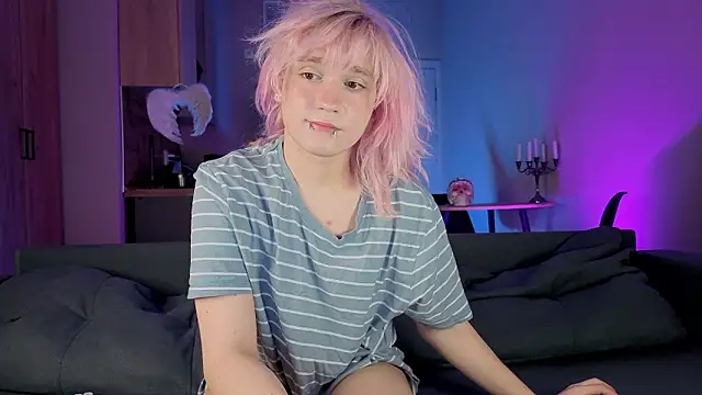 Snapshot of Gregory_Byyrd chatting on February 28, 9:05 pm Gregory Byyrd online show from February 28, 9:05 pm