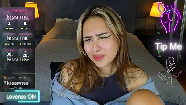 baby  kim online show from November 7, 7:52 am