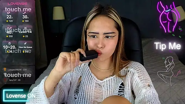 baby  kim online show from November 24, 8:03 am