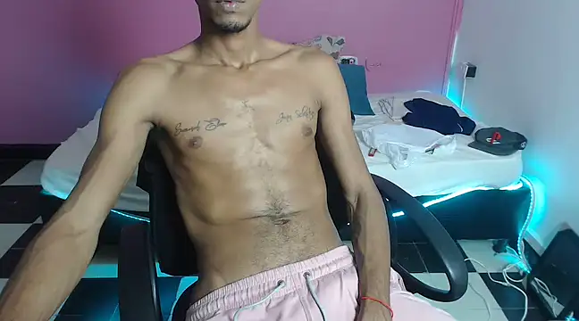 Albertwd420 online show from March 19, 4:36 am