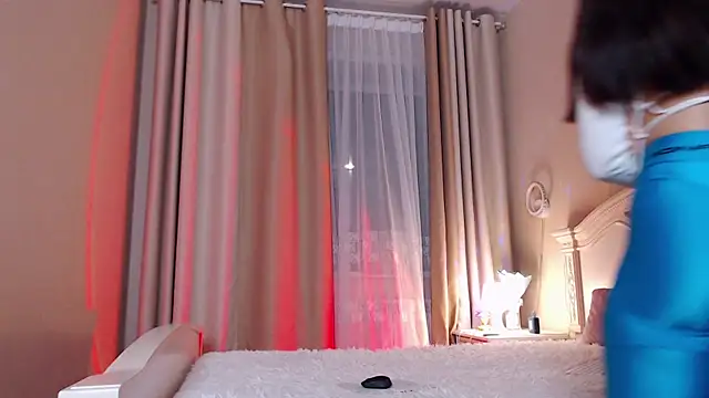 Avylew online show from October 5, 8:40 pm