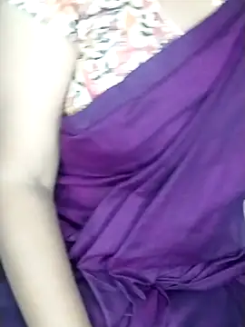 Snapshot of Sexy-Shalinii chatting on December 20, 1:22 pm Sexy-Shalinii online show from December 20, 1:22 pm