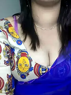 Snapshot of Sexy-Shalinii chatting on January 21, 12:39 pm Sexy-Shalinii online show from January 21, 12:39 pm