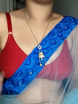 Snapshot of Sexy-Shalinii chatting on March 7, 12:15 am Sexy-Shalinii online show from March 7, 12:15 am