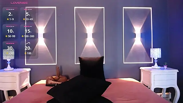 HAYLANISMITH online show from March 11, 3:12 pm