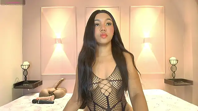 HAYLANISMITH online show from September 10, 12:05 pm