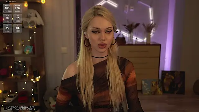 ManiFreyja online show from March 24, 6:46 pm