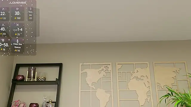 LadyLeea online show from December 22, 5:04 am