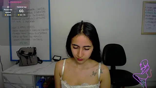 Snapshot of Mia_Fischer chatting on October 10, 5:12 pm Mia Fischer online show from October 10, 5:12 pm